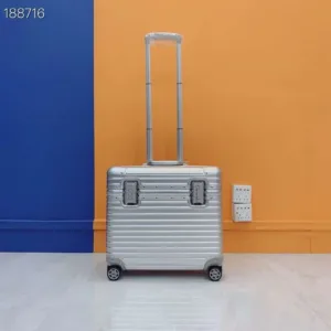 RIMOWA Cabin size