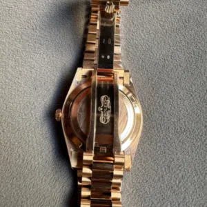 Rolex Day-Date 40 Olive Green Rose Gold 40 mm - Luxury Master Copy Dubai